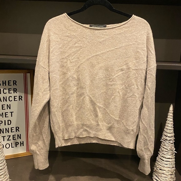 Skull Cashmere sweater! - Picture 2 of 4